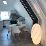 Mit Seeblick شقة *